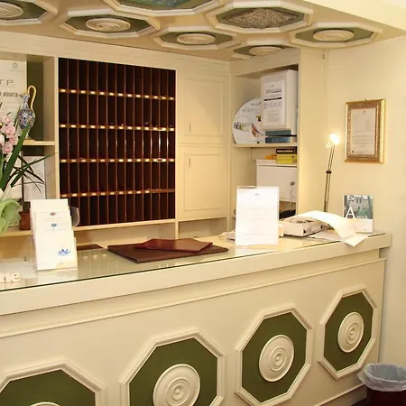 Risorta Αμπάνο Τέρμε