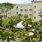 Risorta 3*